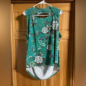 Daniel Rainn Stitch Fix sleeveless top 2x